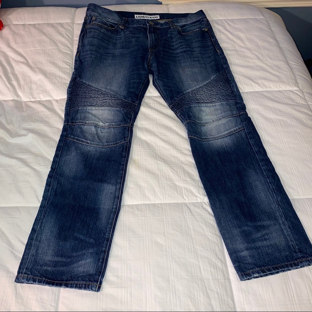Express Men’s Straight Leg Jeans